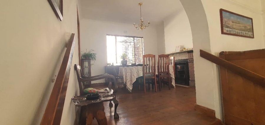 6 Bedroom Property for Sale in Walmer Estate Western Cape